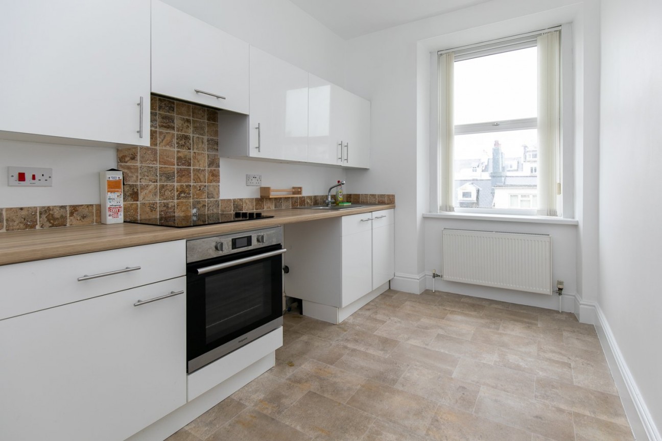 Flat 3, 12, Derby Road, Douglas, IM2 3ET