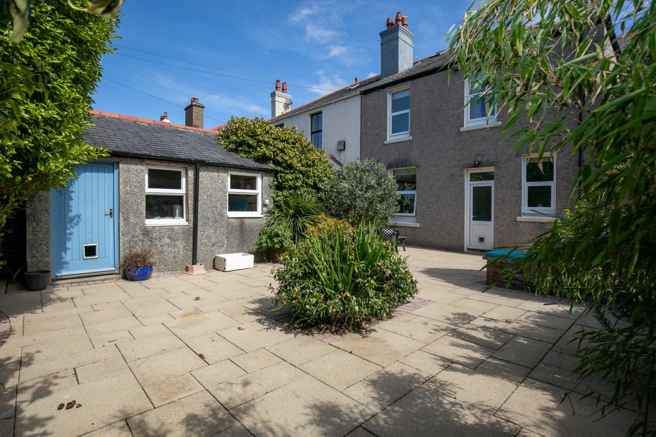 17, Selborne Drive, Douglas, IM2 3LR