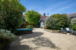 17, Selborne Drive, Douglas, IM2 3LR