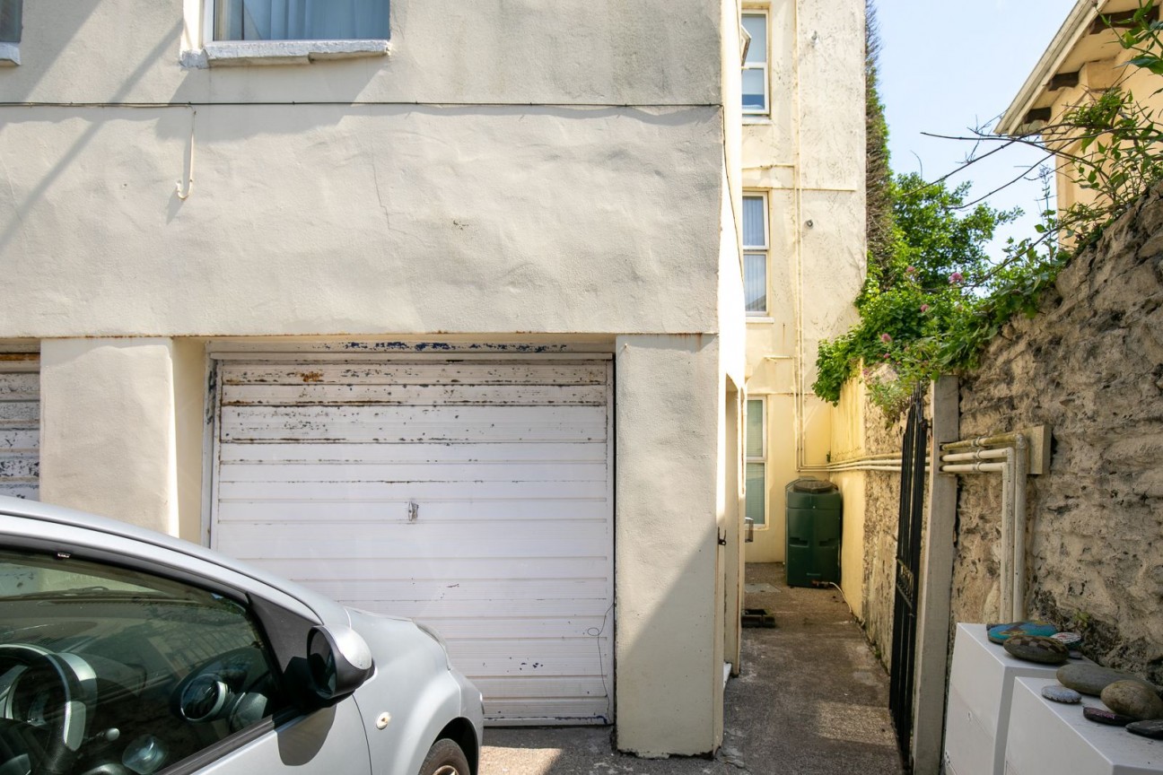 Flat 1, 1-2, Woodville Terrace, Douglas, IM2 4HA