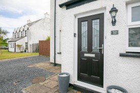 32, Murrays Lake Drive, Douglas, IM4 2HY