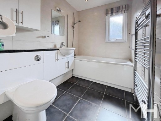 Clough Avenue, Walton-Le-Dale, PR5 4LQ