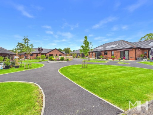 Crownlee, Penwortham, PR1 0PA