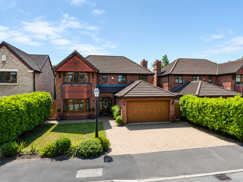 Jubilee Road, Walmer Bridge, Preston, PR4 5QY