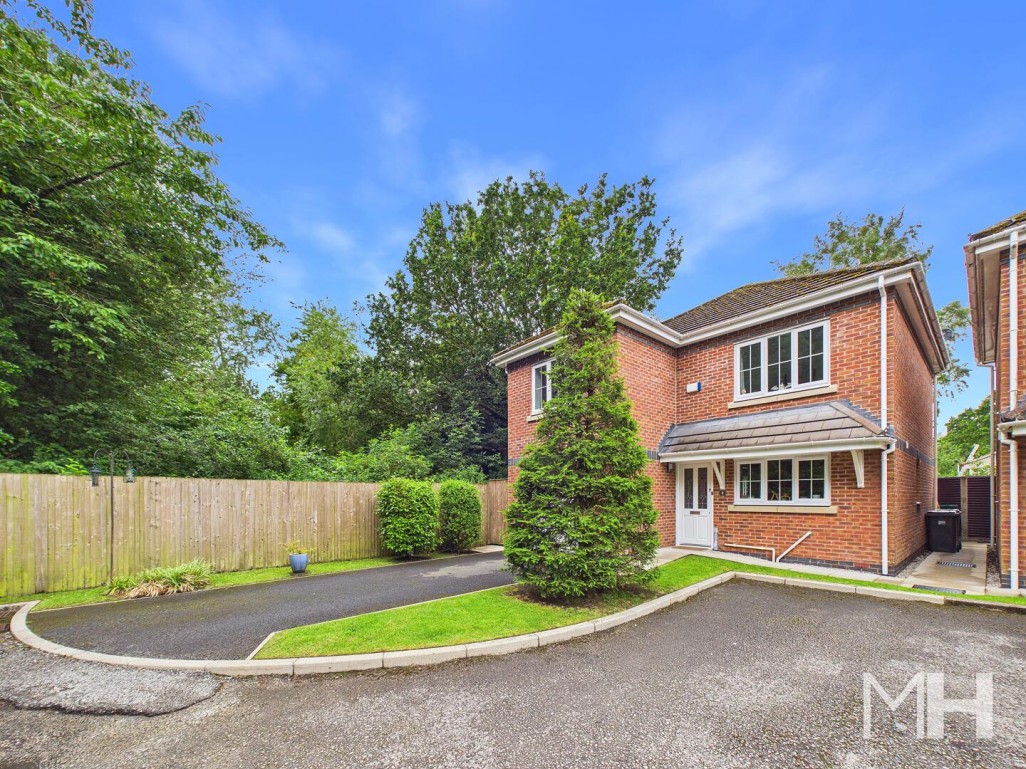 Old Wood Road, Penwortham, Preston, PR1 9AR