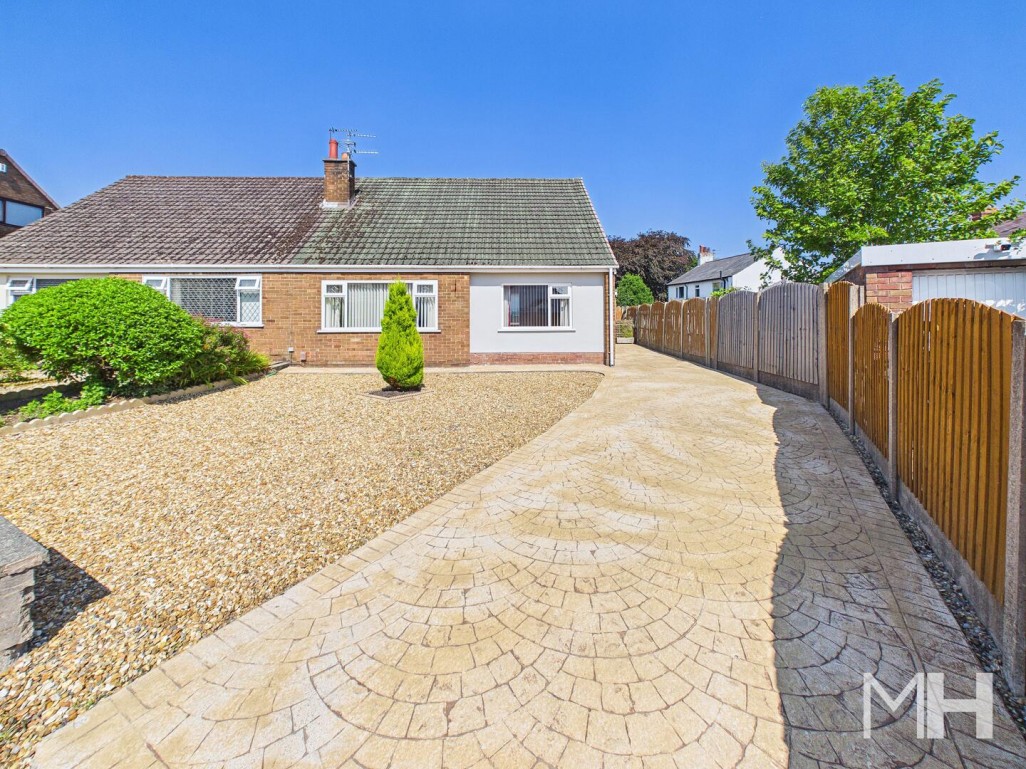 The Coppice, Ingol, Preston, PR2 3UL