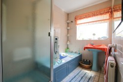 Finchampstead, Wokingham, Berkshire