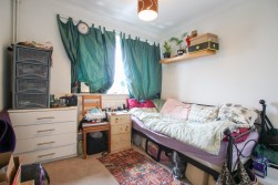 Bean Oak Road, Wokingham, Berkshire