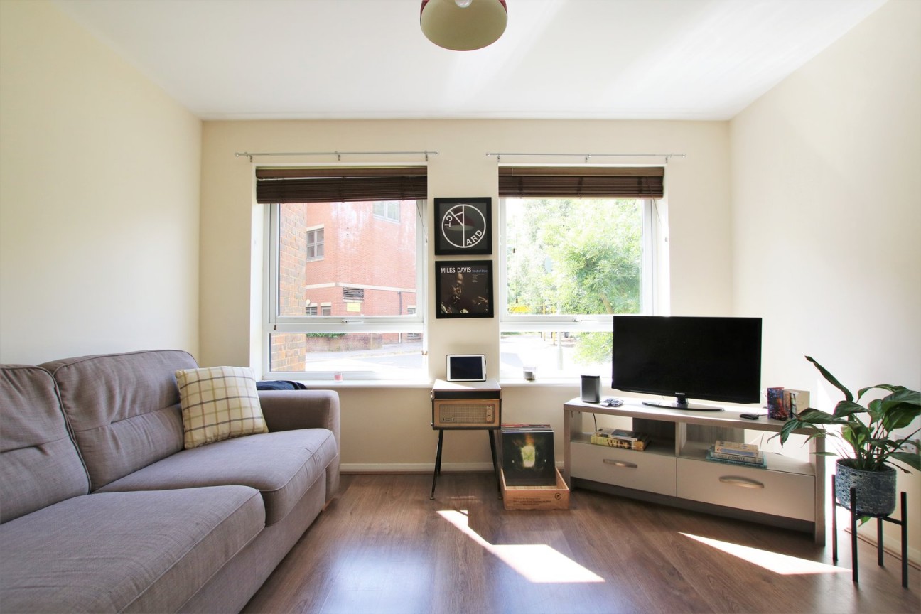 Sharonelle Court, Wokingham, Berkshire