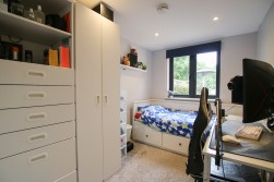 Kestrel Way, Wokingham, Berkshire