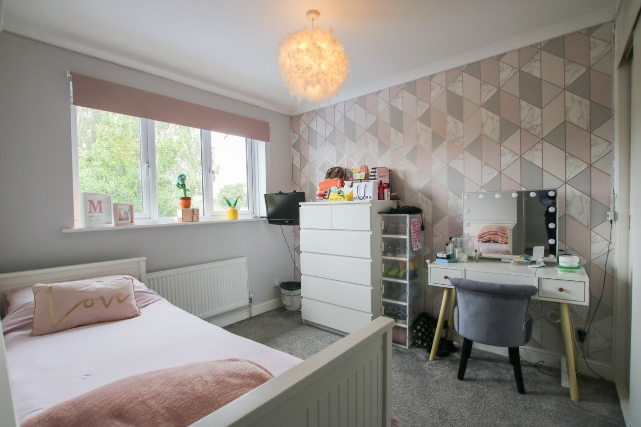 Kestrel Way, Wokingham, Berkshire