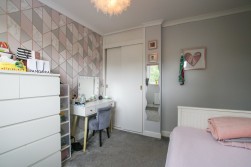 Kestrel Way, Wokingham, Berkshire