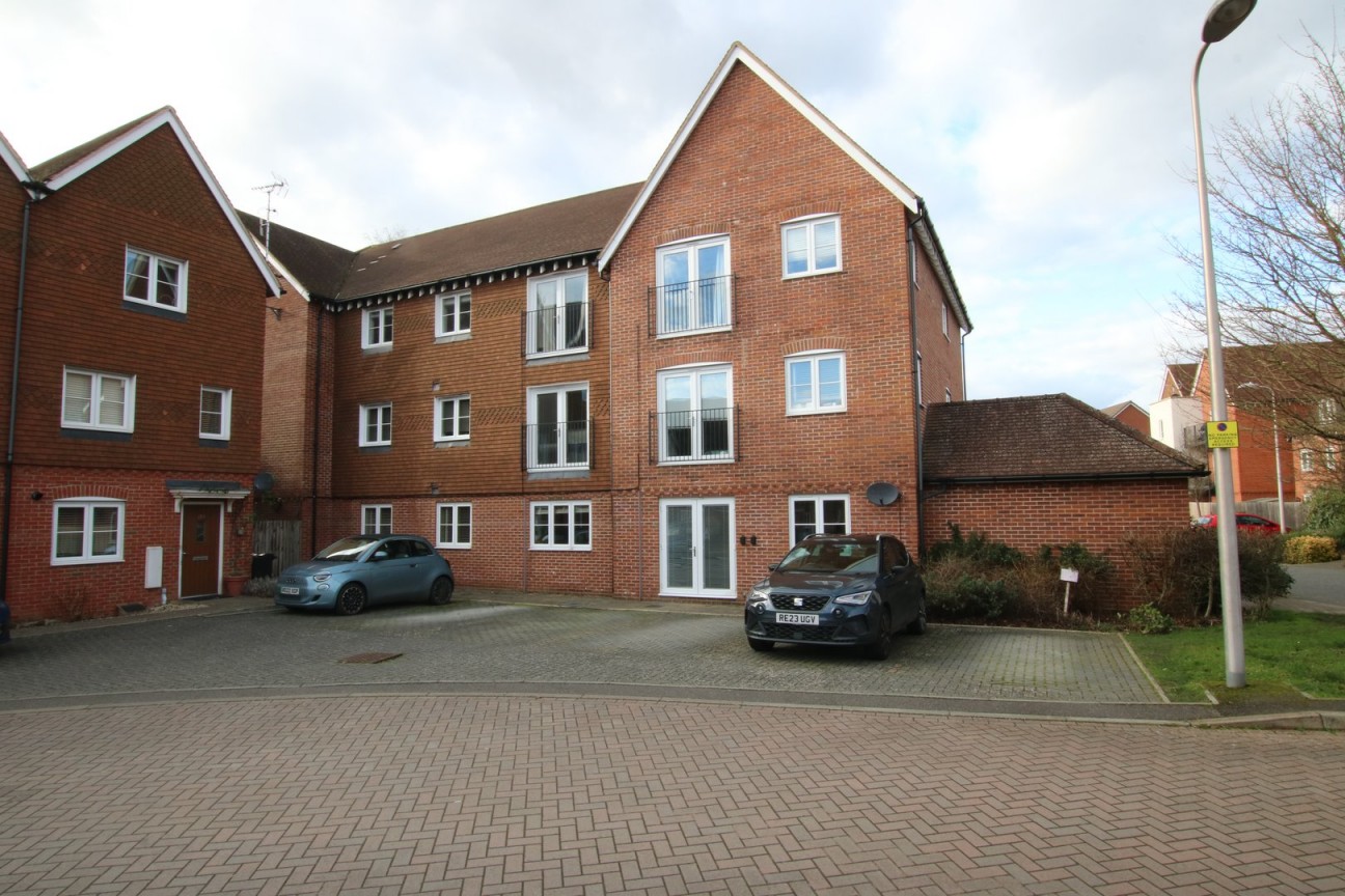 Outfield Crescent, Wokingham, Berkshire