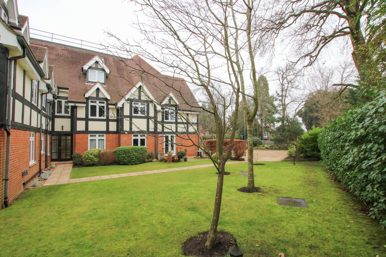 Glebelands Road, Wokingham, Berkshire
