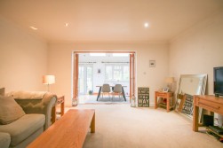 Holland Pines, Bracknell, Berkshire