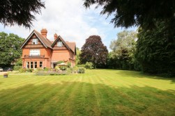 Pages Croft, Wokingham