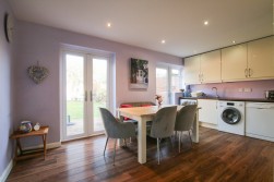 Linnet Walk, Wokingham, Berkshire