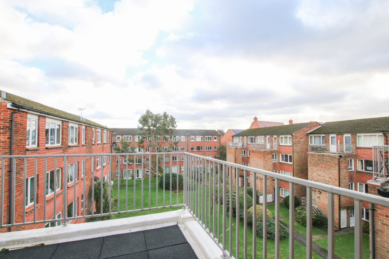 Ellison Way, Wokingham, Berkshire