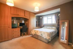 Martins Drive, Wokingham, Berkshire