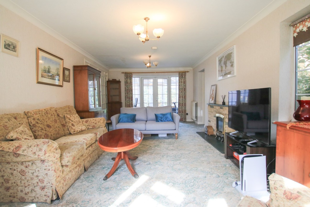 Martins Drive, Wokingham, Berkshire