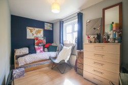 Quartz Close, Wokingham, Berkshire
