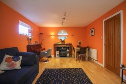 Quartz Close, Wokingham, Berkshire