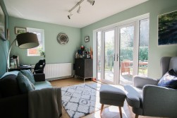 Quartz Close, Wokingham, Berkshire