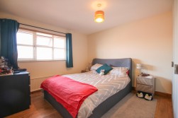 Quartz Close, Wokingham, Berkshire