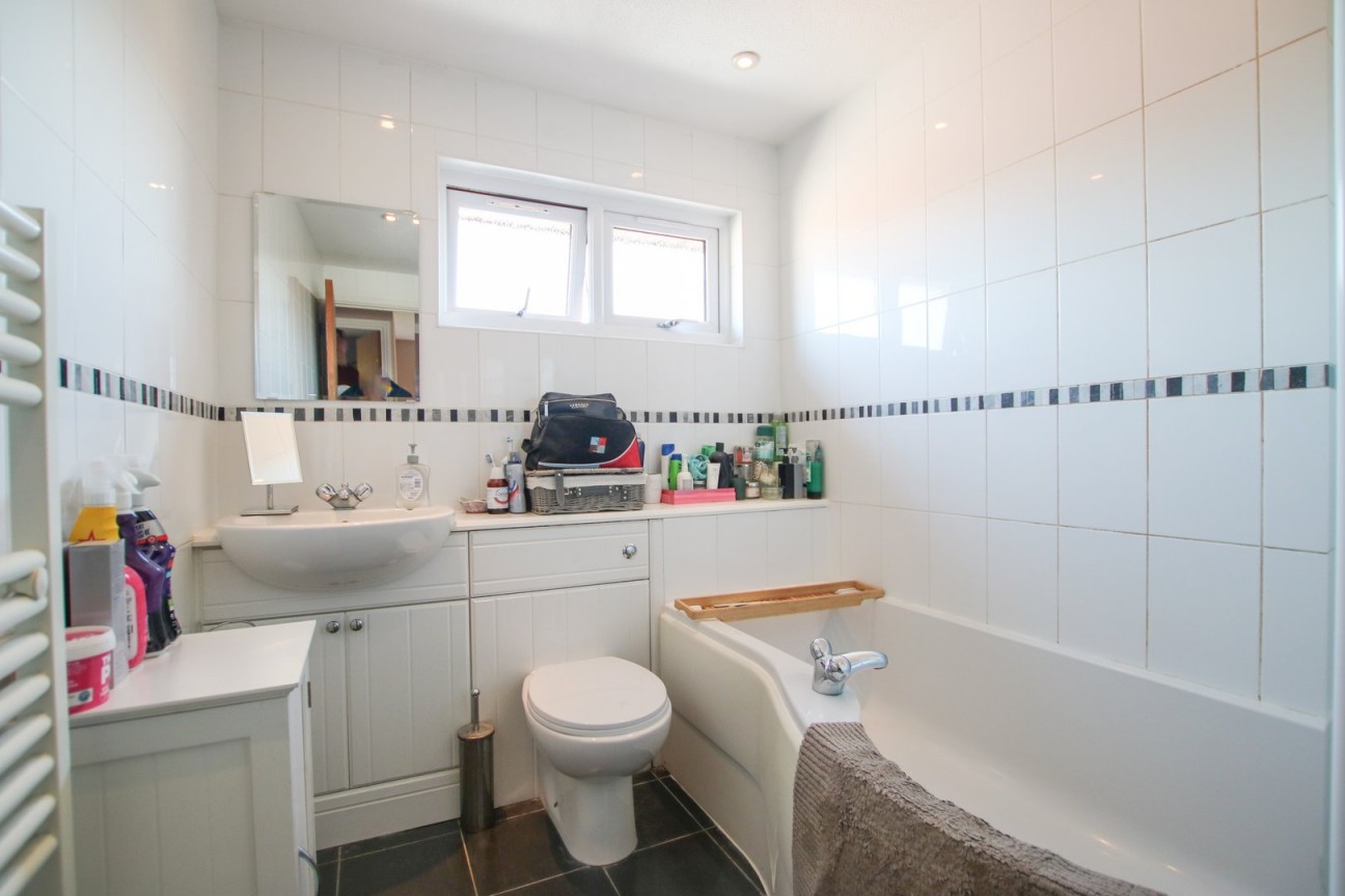 Quartz Close, Wokingham, Berkshire
