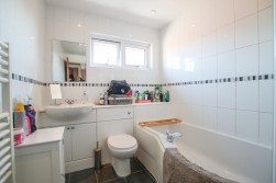 Quartz Close, Wokingham, Berkshire