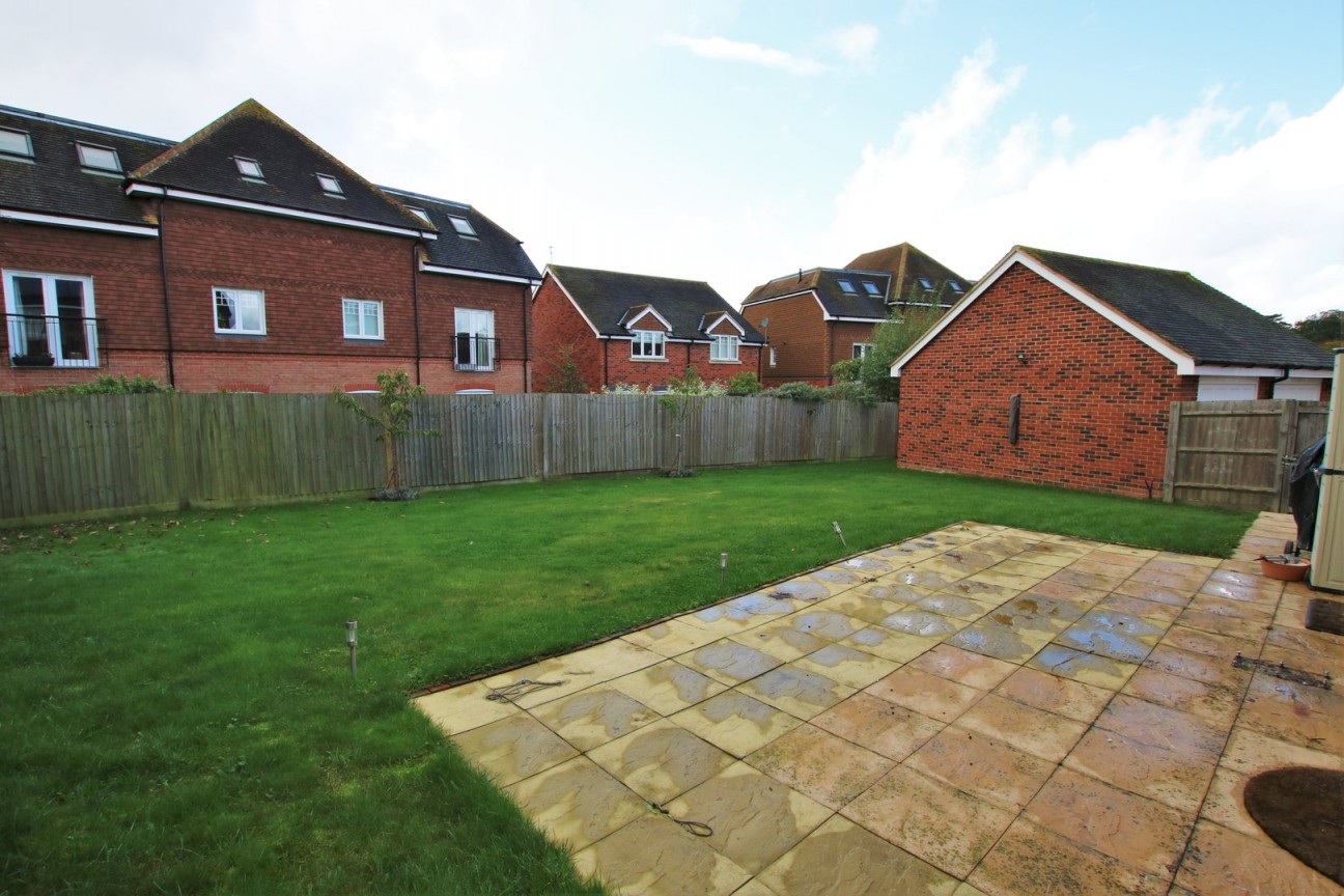 Carina Drive, Wokingham, Berkshire