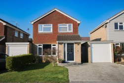 Shefford Crescent, Wokingham, Berkshire