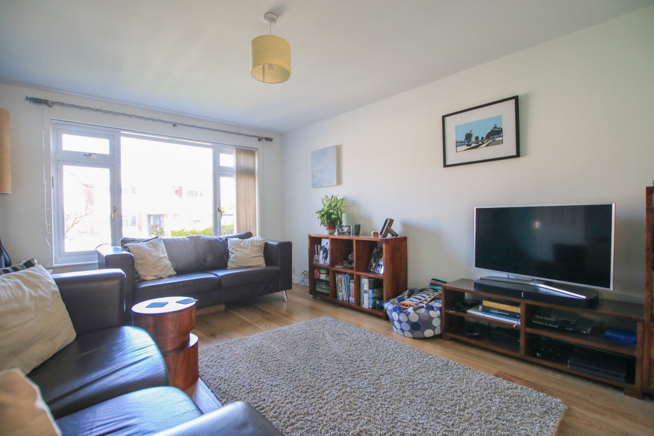 Shefford Crescent, Wokingham, Berkshire