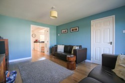 Shefford Crescent, Wokingham, Berkshire
