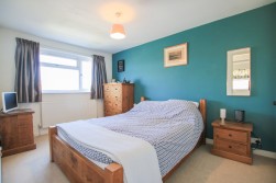 Shefford Crescent, Wokingham, Berkshire