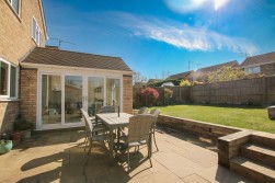 Shefford Crescent, Wokingham, Berkshire