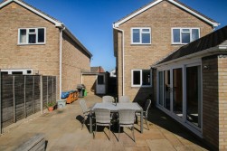 Shefford Crescent, Wokingham, Berkshire