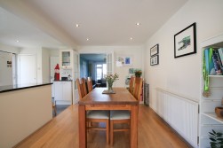 Shefford Crescent, Wokingham, Berkshire