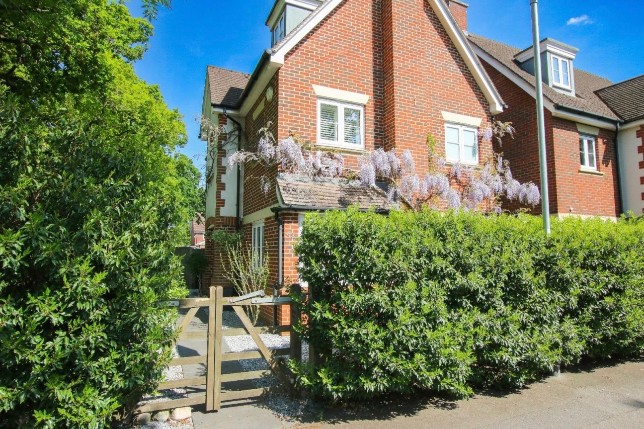 Keephatch Road, Wokingham, Berkshire