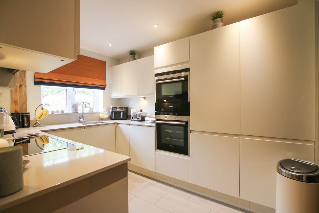 Chestnut Avenue, Wokingham, Berkshire
