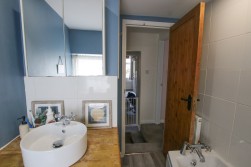 London Road, Wokingham, Berkshire