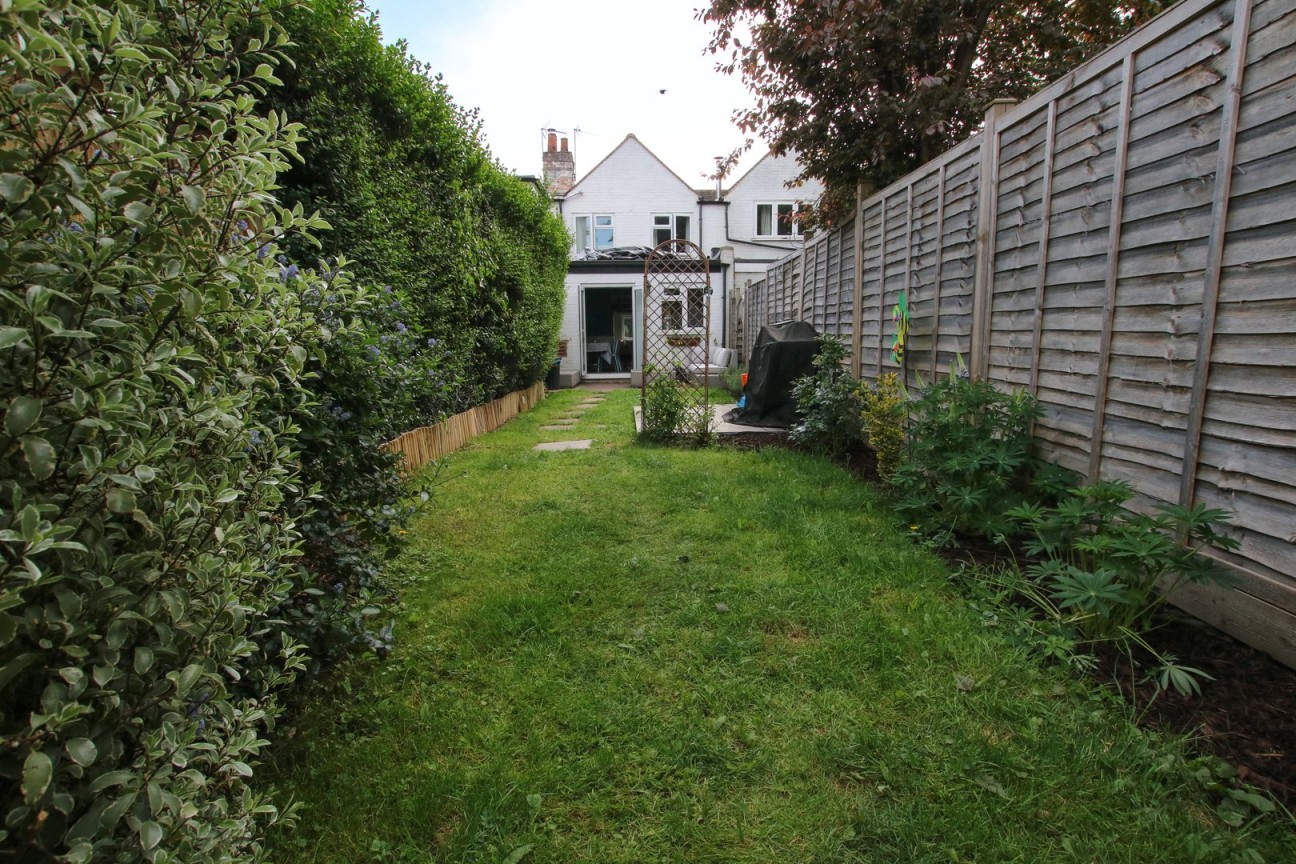 London Road, Wokingham, Berkshire