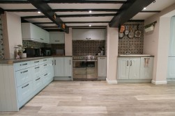 London Road, Wokingham, Berkshire