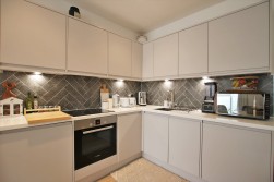 Carey Road, Wokingham, Berkshire