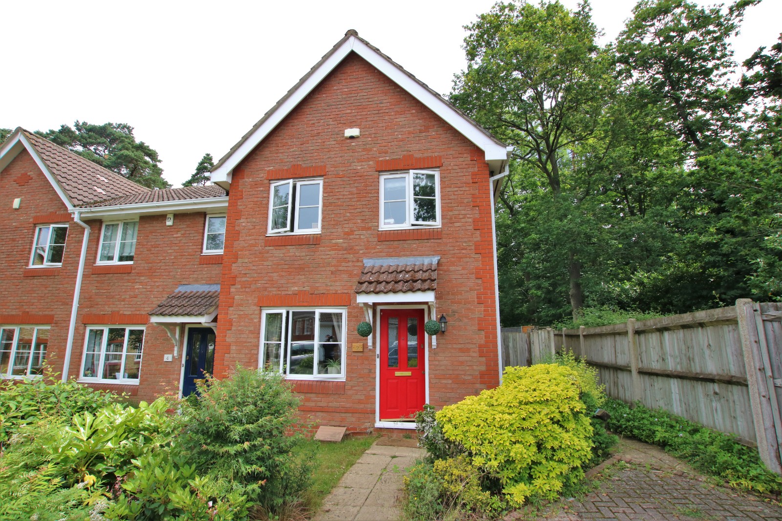 Montague Close, Wokingham, Berkshire
