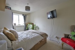 Montague Close, Wokingham, Berkshire