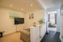 Agincourt Close, Wokingham, Berkshire