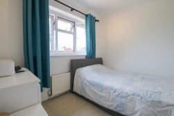 Agincourt Close, Wokingham, Berkshire