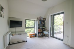 Elms Walk, Wokingham, Berkshire