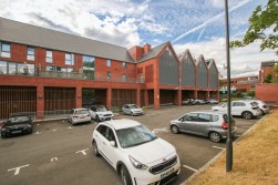 Elms Walk, Wokingham, Berkshire